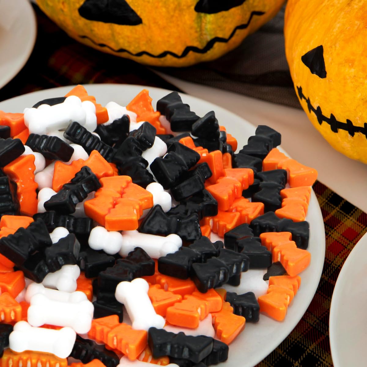 Bulk Halloween Candy – 2lb Spooky Bats & Bones Hard Candy – Black & Orange Party Treats for Trick-Or-Treat, Candy Buffets & Spooky Celebrations